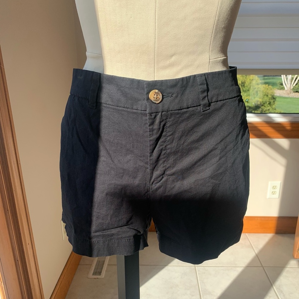 Old Navy black shorts